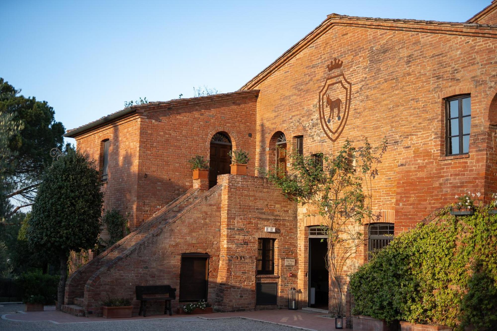 מלון Montepulciano Stazione Borgo San Vincenzo מראה חיצוני תמונה